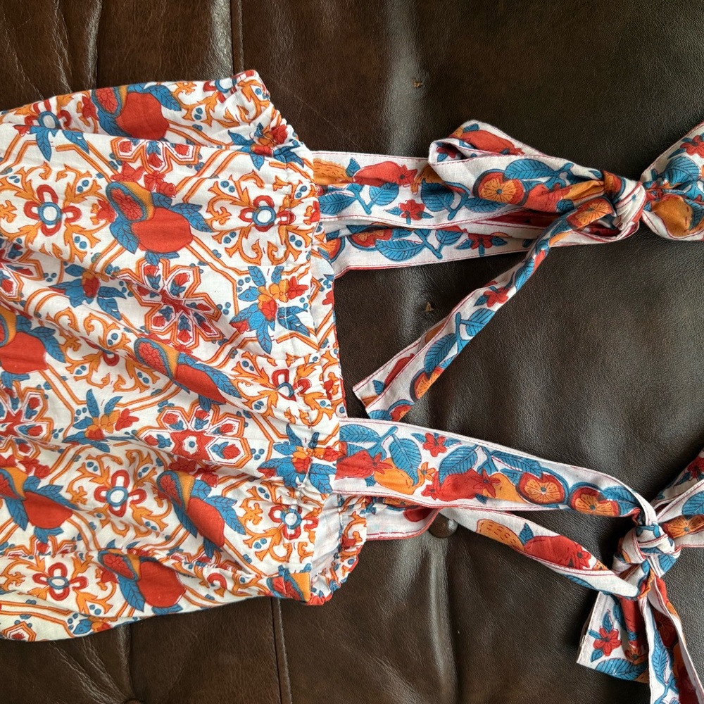 Victoria Dunn- XS, Floral Print Wrap Dress in Cream with Red & Blue Accents. NWT - Picture 4 of 8